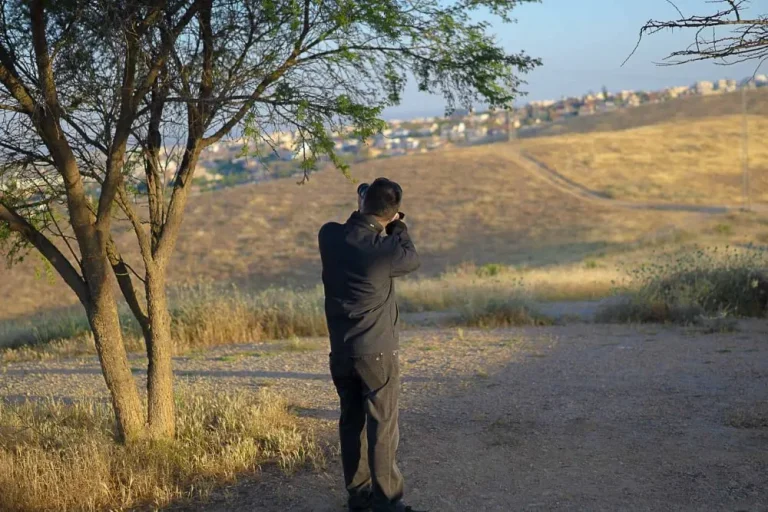 -צילום-בבאר-שבע-סיור-צילום-באנדרטת-הנגב-e1666672640293